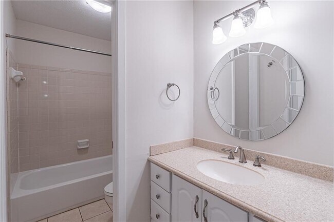 Building Photo - 3007 Canyon Point Cir