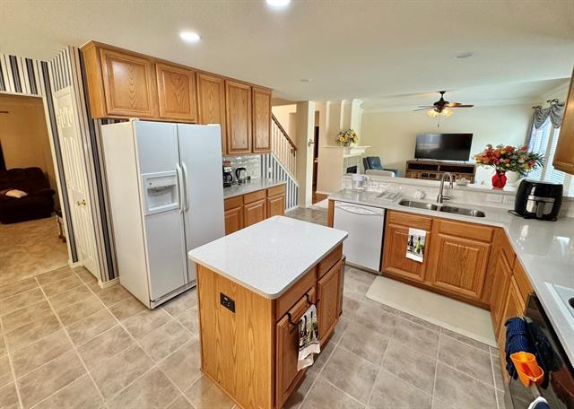 Building Photo - 2429 Deer Horn Dr