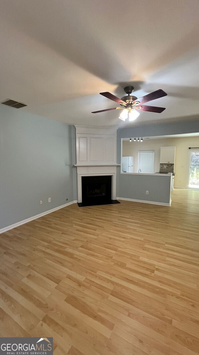 Building Photo - 4645 Valais Ct