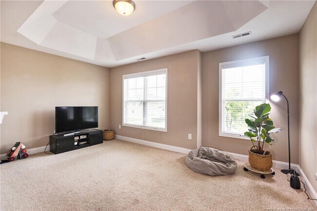 Building Photo - 1726 Bluffside Dr