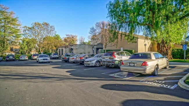 Building Photo - 25825 Tournament Rd