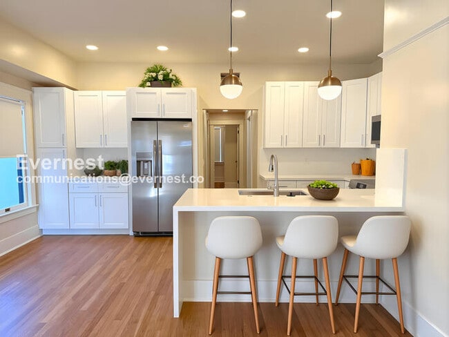 Building Photo - 412 W Roosevelt St