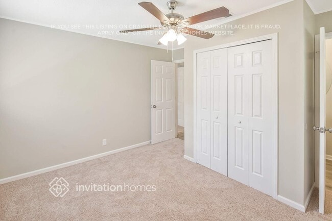 Building Photo - 2642 Hill Ln