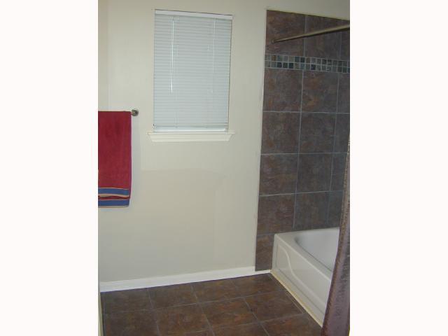Building Photo - 21112 Derby Day Ave