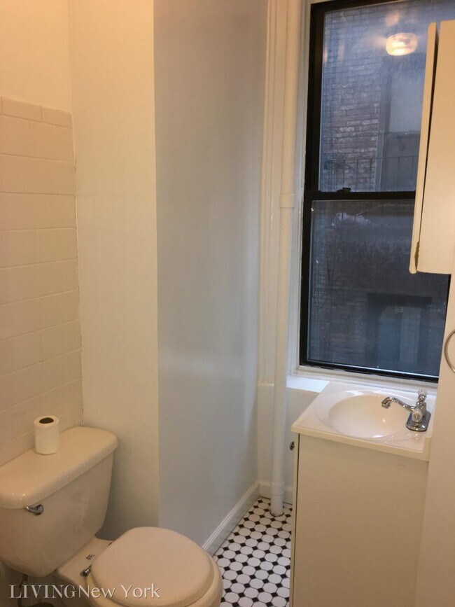 Building Photo - 1 bedroom in NEW YORK NY 10128