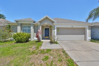 Building Photo - 1204 Sawdust Ct