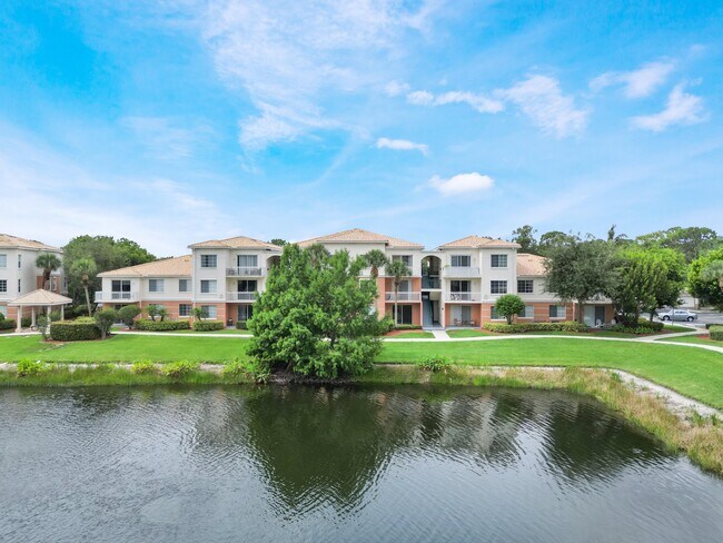 Building Photo - 9309 Myrtlewood Cir W