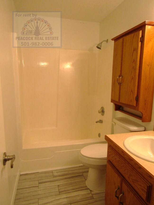 Building Photo - 42 Creekridge Cir
