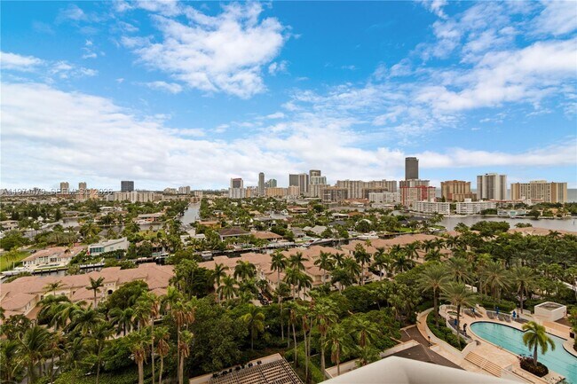 Building Photo - 21205 NE 37th Ave