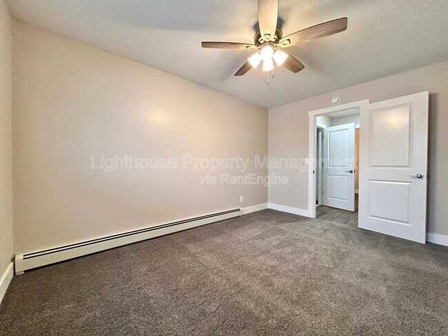 Building Photo - 2876 Taft Ave SW