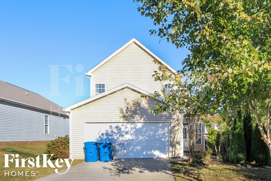 Building Photo - 221 Bridgewater Dr