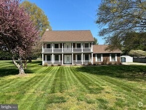 Building Photo - 11961 Lexington Dr