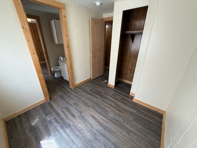 Building Photo - 3 Bed 2 Bath Updated Mobile Home with Fenc...