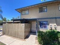 Building Photo - 286 W Palomino Dr