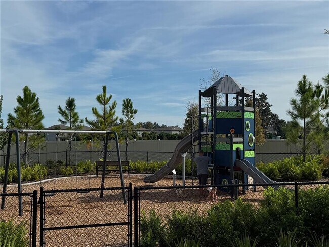 Building Photo - 2263 Blue Orchid Ave