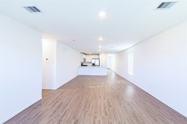 Building Photo - 7351 Gorrion Dr