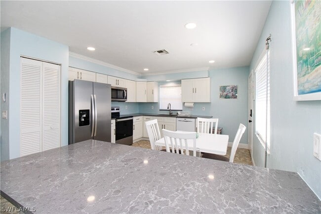 Building Photo - 516 Gordonia Rd