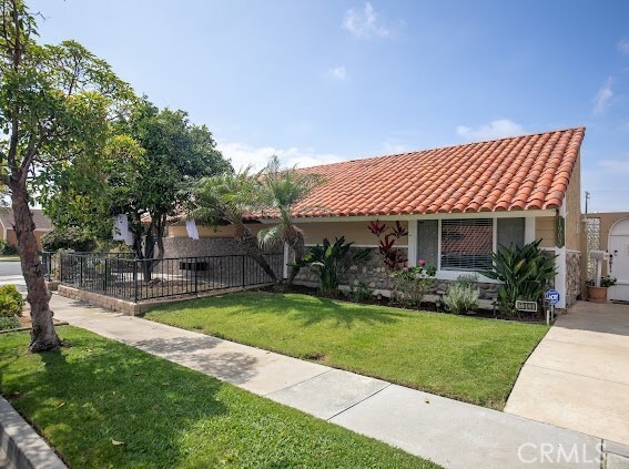 Building Photo - 1903 Alsuna Ln