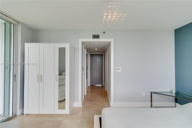 Building Photo - 5900 Collins Ave