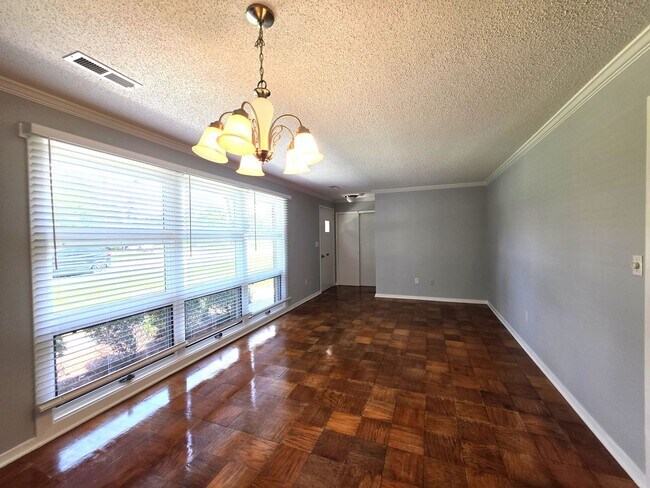 Building Photo - Newly Updated Home in Seagate Village
