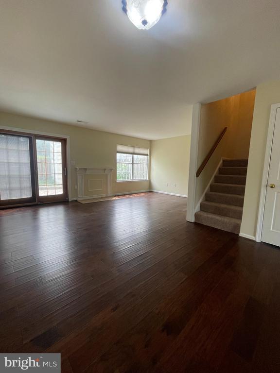 Building Photo - 405 Windsor Ridge Ct