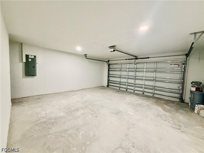 Building Photo - 2229 NW 24th Terrace