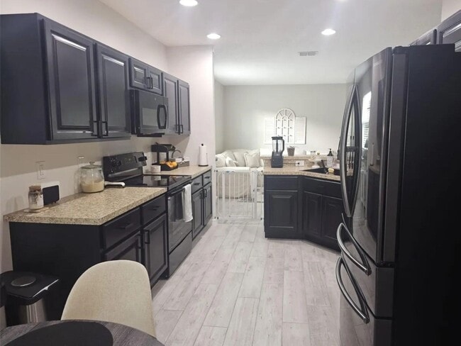 Building Photo - 1357 Sequoia Rd NW