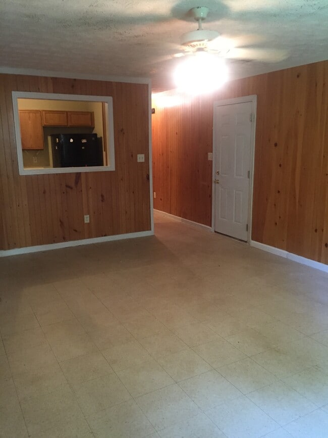 Building Photo - 230 Wood Ave