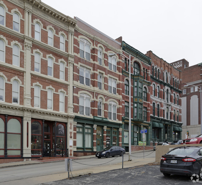 Building Photo - Fourth Street Lofts