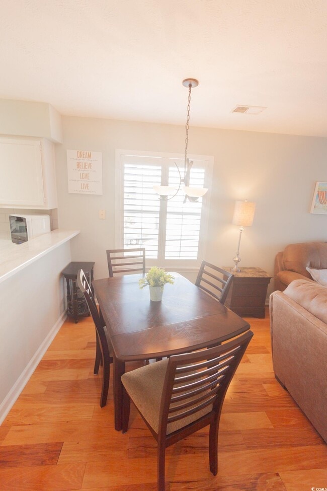 Building Photo - 697 Tupelo Ln