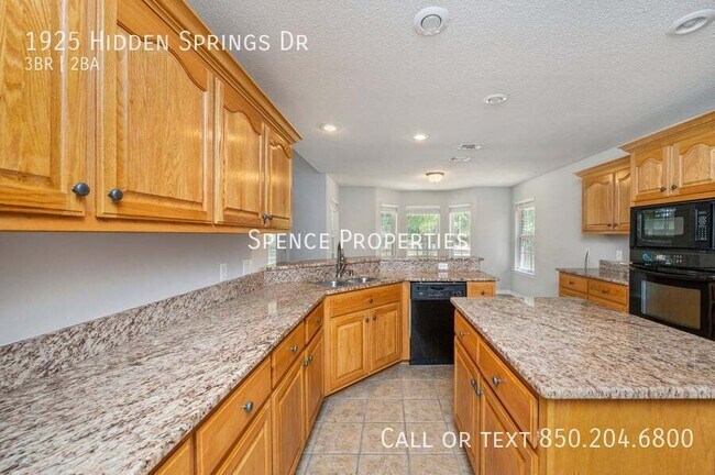 Building Photo - 1925 Hidden Springs Dr