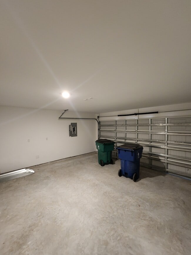 Building Photo - 224 Bennett Lp