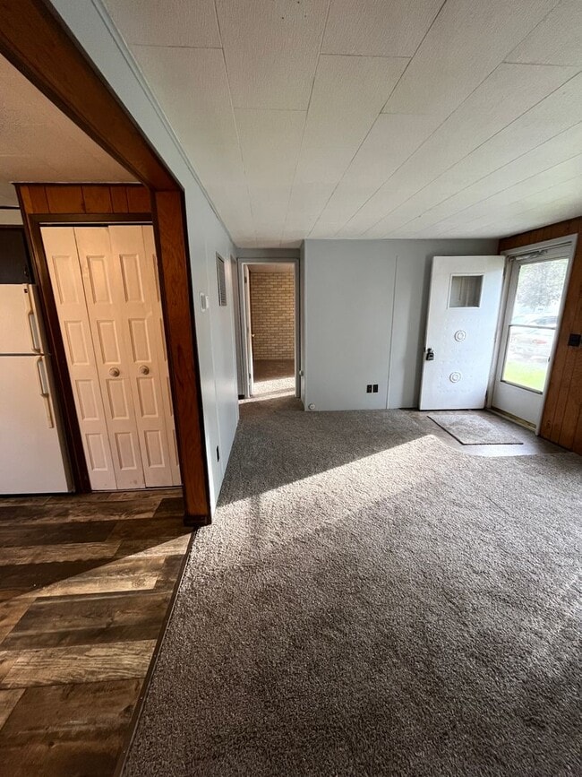 Building Photo - 406-408 Lincoln