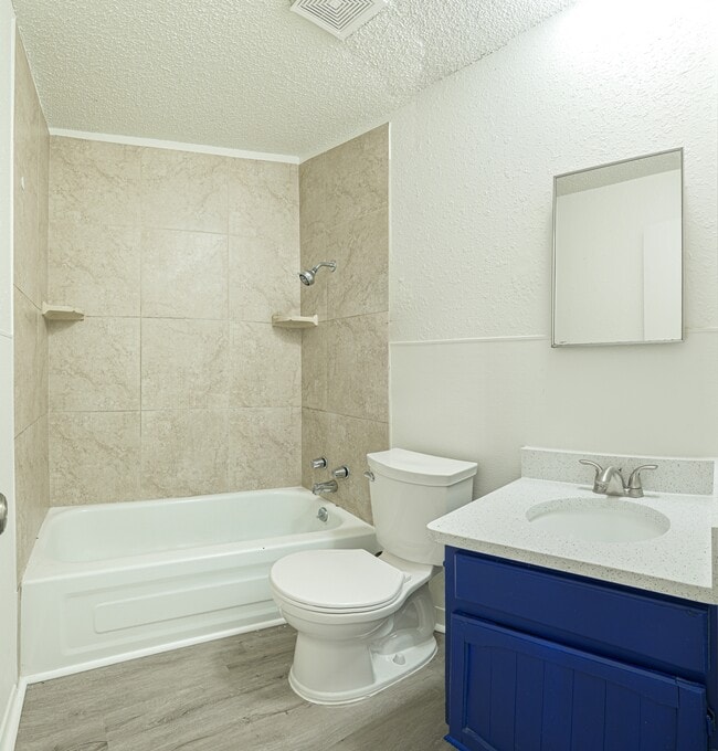 Building Photo - 10906 Penrith Ln