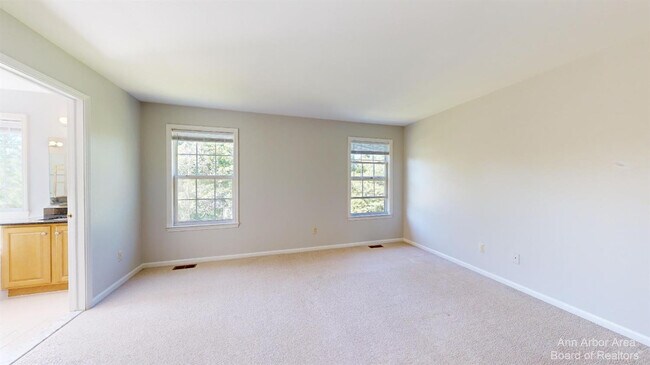 Building Photo - 2813 Barclay Wy