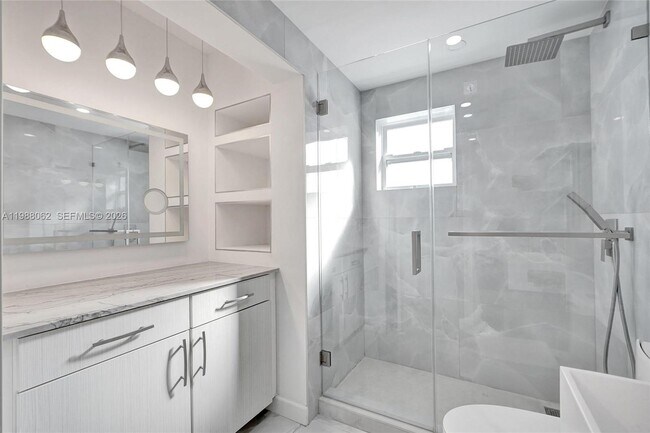 Building Photo - 1075 92nd St