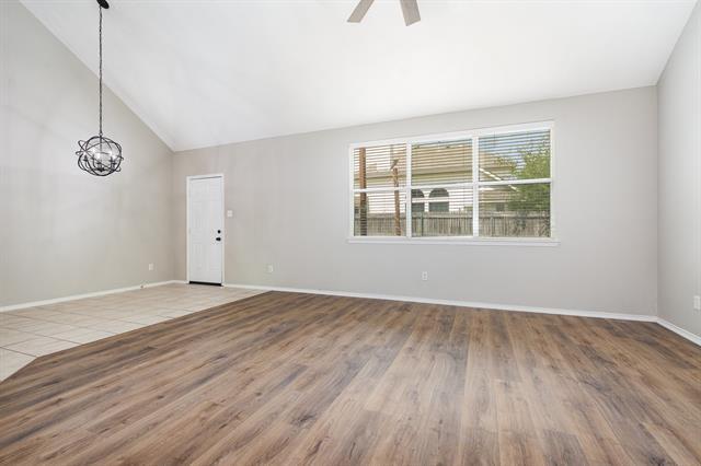 Building Photo - 9921 Chadbourne Rd