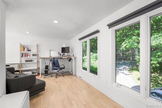 Building Photo - 33 Dry Pond Rd