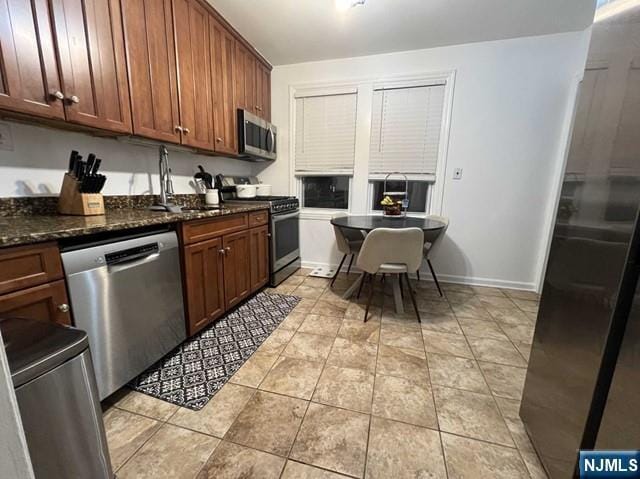 Building Photo - 11 Beverly Pl