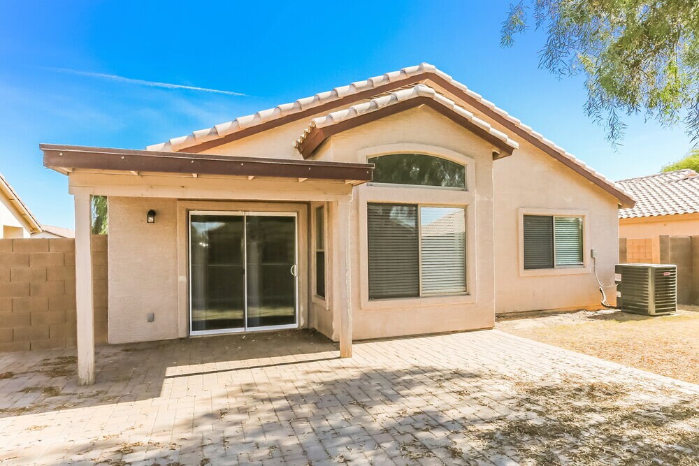 Building Photo - 6418 W Magnolia St