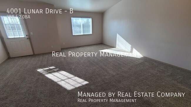 Building Photo - 4001 Lunar Dr