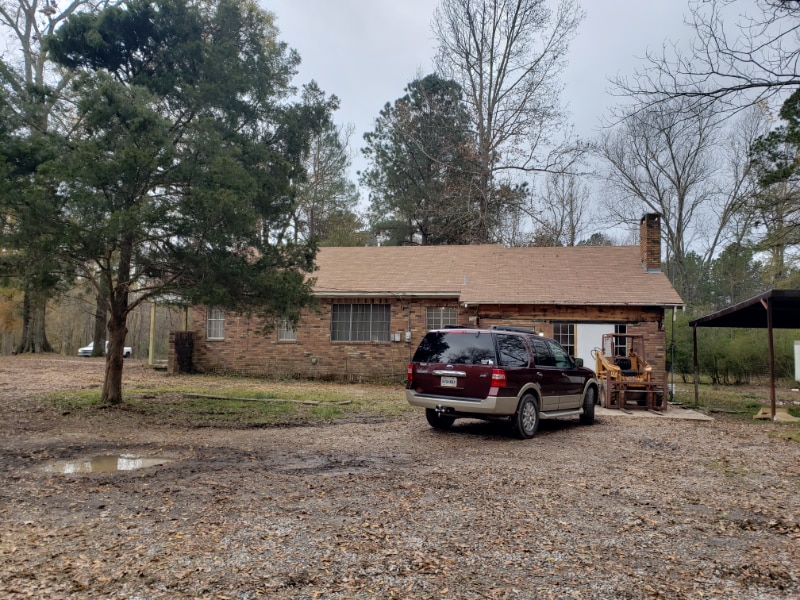 Building Photo - 621 Paradise Rd