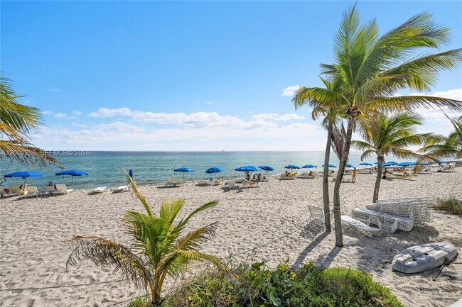 Building Photo - 2030 S Ocean Dr