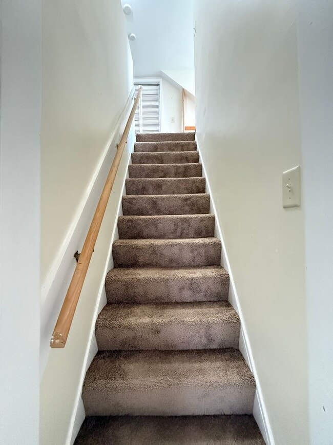 Building Photo - 3-Bedroom, 2-Bath Home on Acreage with Pond and Large Detached Garage