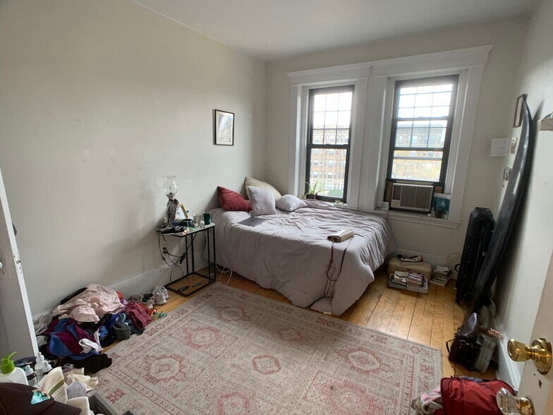 Building Photo - 1157 Commonwealth Ave