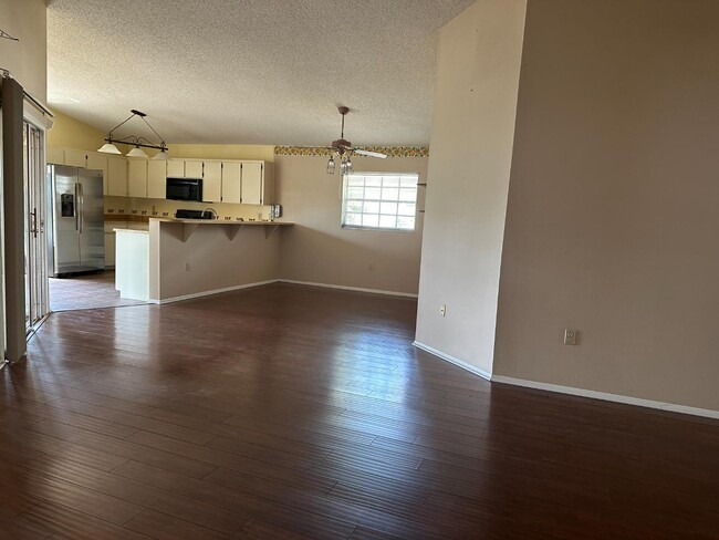Building Photo - 5818 Bambi Dr