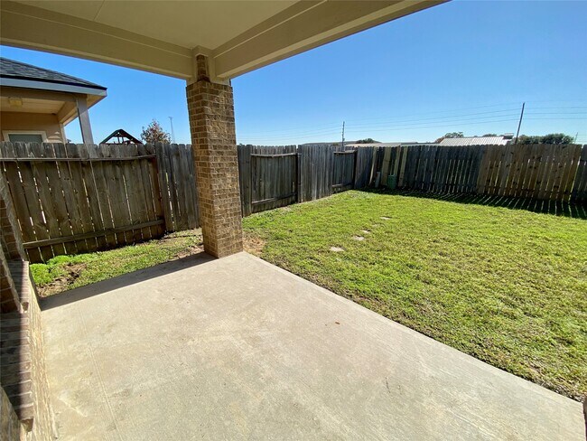 Building Photo - 19907 Kiawah Dr