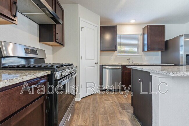 Building Photo - 831 Cozumel Emerald