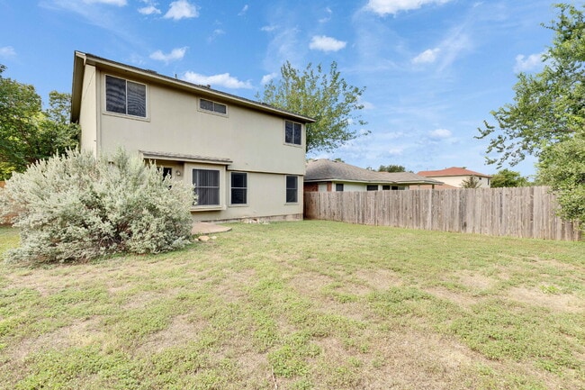 Building Photo - Move In Special- $250 off 1st Full Months ...