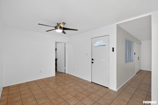 Building Photo - 3029 W Shaw Butte Dr